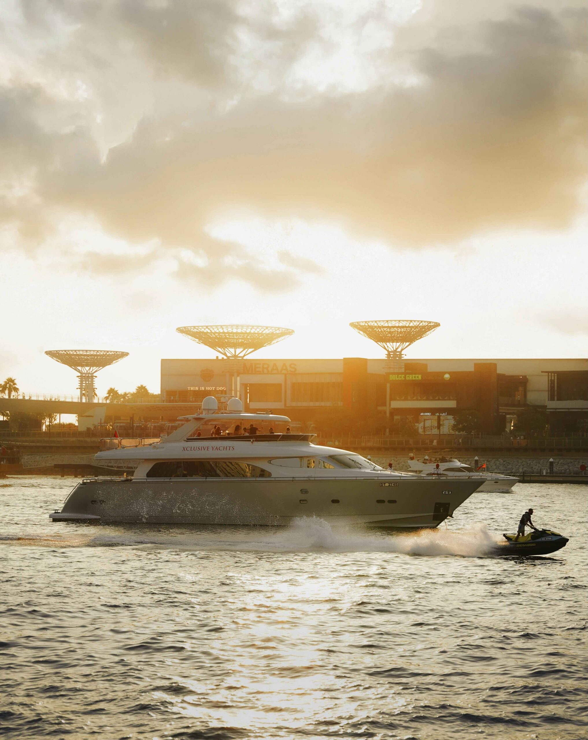 Dubai Yacht Vacation Planning Guide