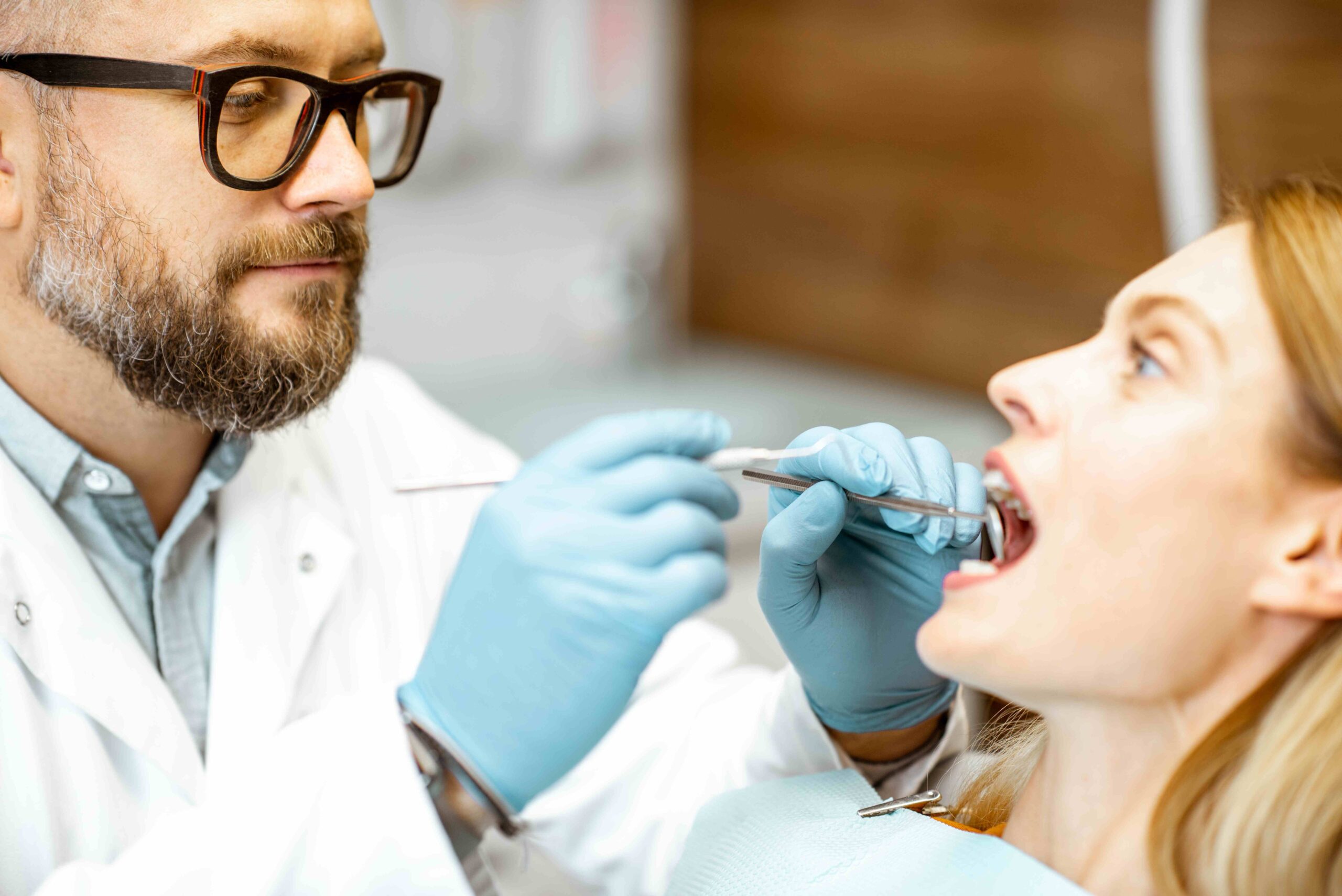 Major Factors That Increase Wisdom Tooth Extraction Cost